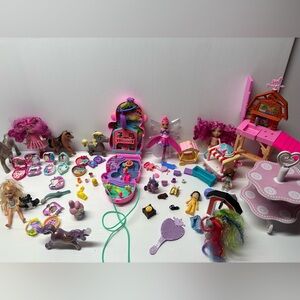 Polly Pocket Playsets & Dolls & accessories Mixed Lot - Toys